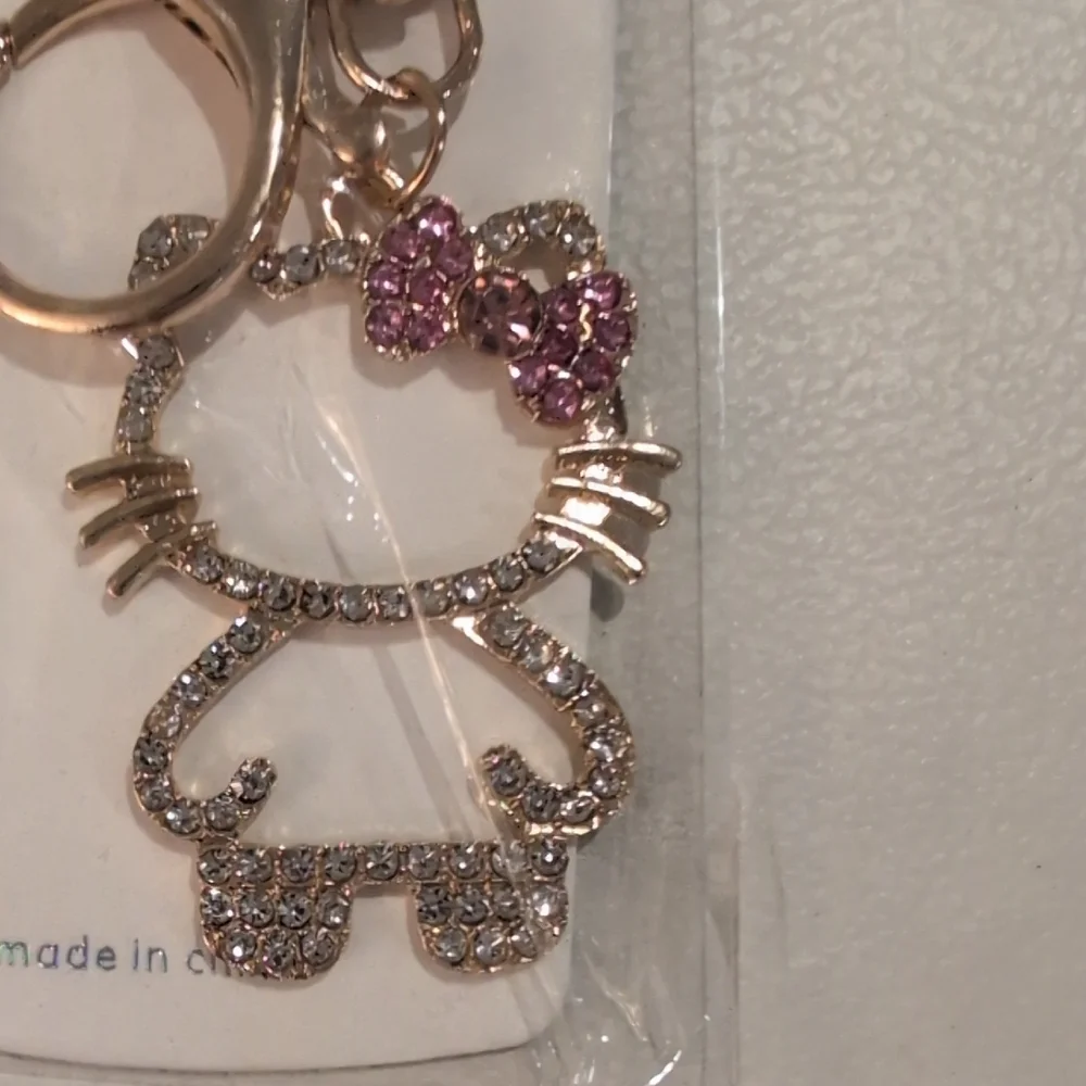 Hello Kitty Sparkling Pink and Gold Key Holder